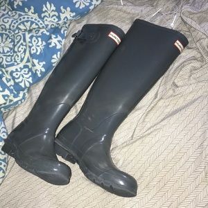 Gray Hunter Boots